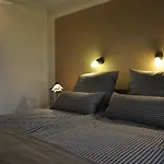 Mia Gbr Lejlighed *